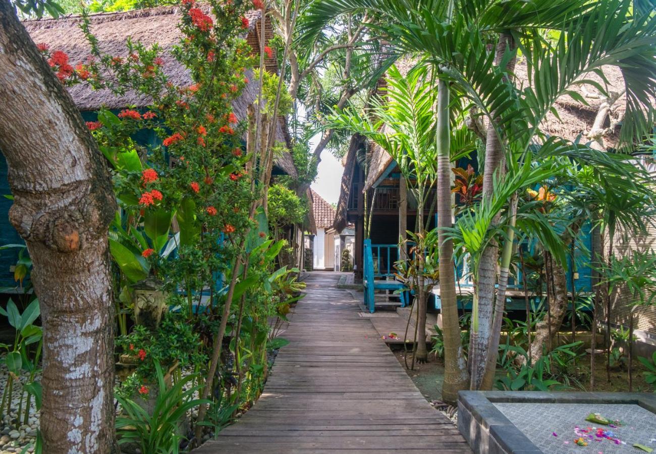 The Nichos Bungalows And Villas Nusa Lembongan Exteriör bild