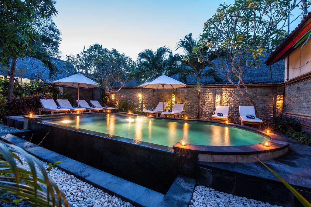 The Nichos Bungalows And Villas Nusa Lembongan Exteriör bild